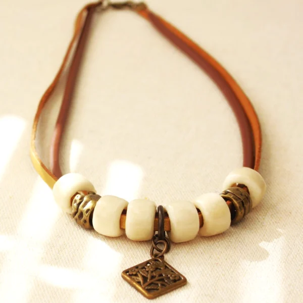 Necklace Drevna