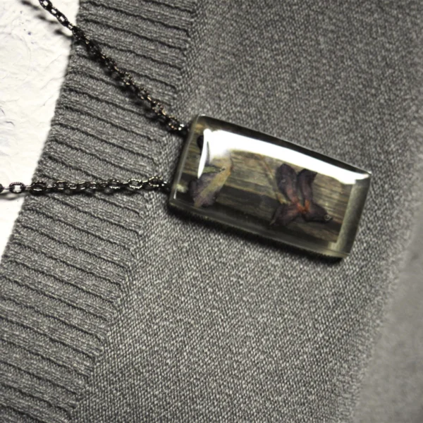 Pendant Gnossiene